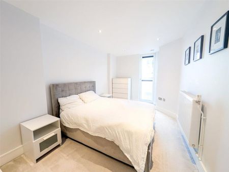 3 bedroom apartment to rent - Photo 5