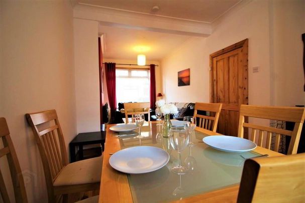 Room 1, 75 Donard Street, Belfast, BT6 8EJ - Photo 1