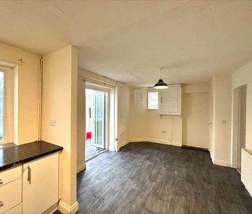 Greenwich Drive South, Derby, DE22 - Photo 2