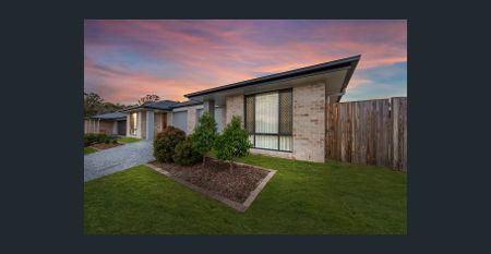 Peaceful and Convenient Living - Photo 2