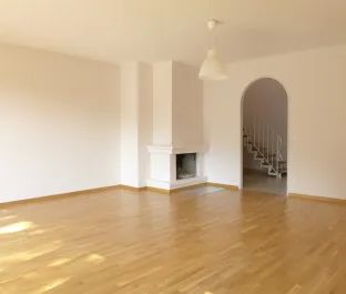 Maisonette Wohnung mit dem Blick bis zum Kahlenberg (mit der Terrasse, Keller, Garage, Sauna und Fitnessraum) - Photo 1