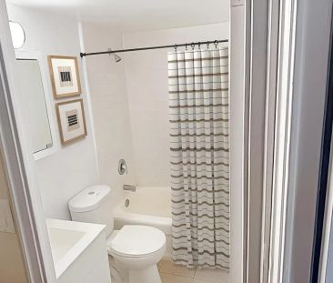 21 Maynard Ave — Bachelor - Photo 2