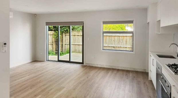 Waterloo Living - Photo 1