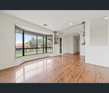 30 Justin Circuit, Hampton Park, Vic 3976 - Photo 2