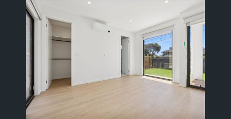 Brand-New Designer Chic Near Amenities - Photo 3