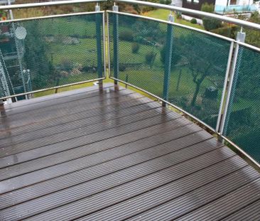 3-Zimmer-Dachgeschoss-Wohnung mit Balkon und herrlicher Aussicht! - Foto 3