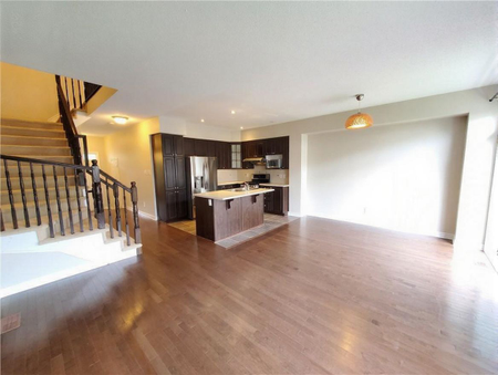 For Lease - 211 JERSEY TEA Circle, Blossom Park - Airport and Area, Ontario - Photo 5