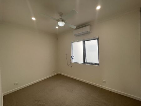 2 Bedroom Apartment in Highly Sought after Location - Photo 4