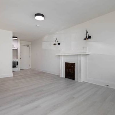 15 HUBBARD BLVD. #15 - RENOVATED STUDIO/1BATH, LAUNDRY, STEPS TO BEACH - Photo 3