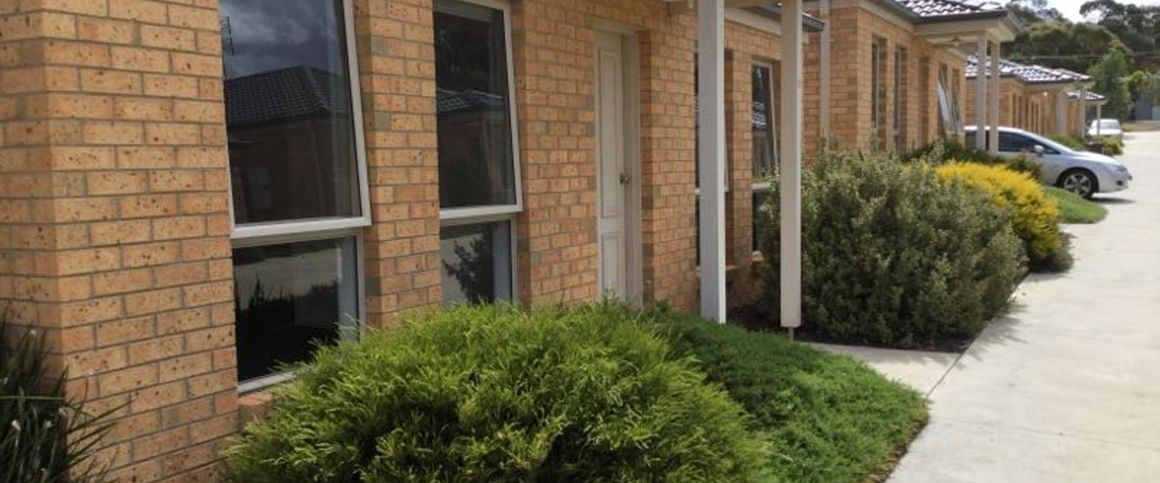 6/107 St Killian St, White Hills - Photo 1