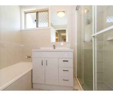 GREAT LOCATION CLOSE TO M1, HOME WORLD AND SCHOOLS - Photo 5