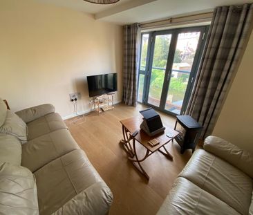 2 bedroom apartment to rent - Photo 2