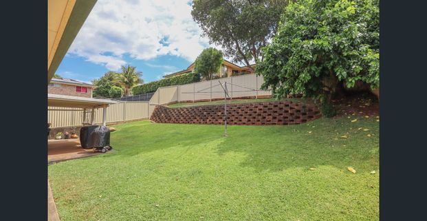 SPLIT LEVEL FAMILY HOME - Photo 1