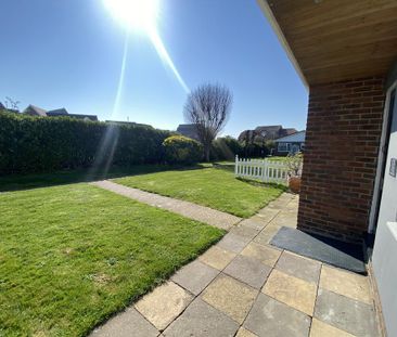 2 bedroom detached bungalow to rent - Photo 6