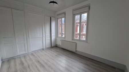 Location Maison 5 pièces 88m² - Photo 3