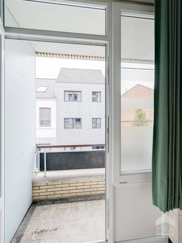 Gezellig app met autostaanplaats op toplocatie in Hasselt - Photo 2