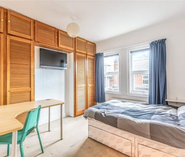 4 bedroom terraced house to rent - Photo 4