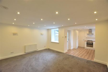 Egremont Gardens, Gateshead, NE9 - Photo 2