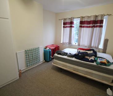 Dorchester Avenue, Harrow - Photo 3