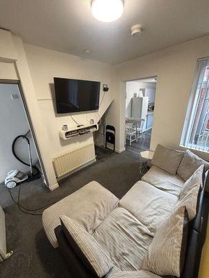 56 Damascus Street, Belfast, BT7 1QR - Photo 1