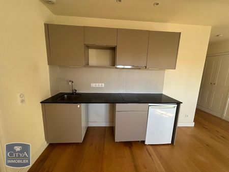 Location Appartement 1 pièce 28m² TOULON 83000 - Photo 4