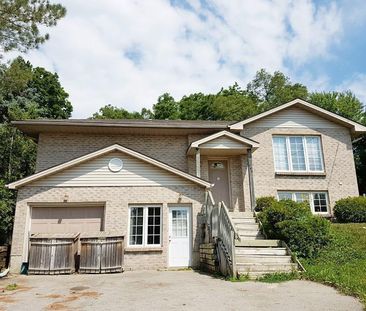 443 Sarnia Road - Photo 3