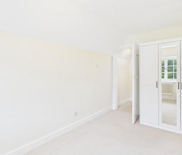 2 bedroom cottage to rent - Photo 2