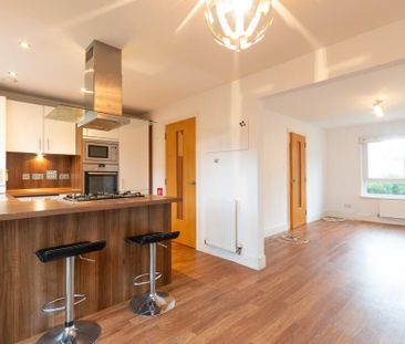 3 bedroom terraced house to rent - Photo 6