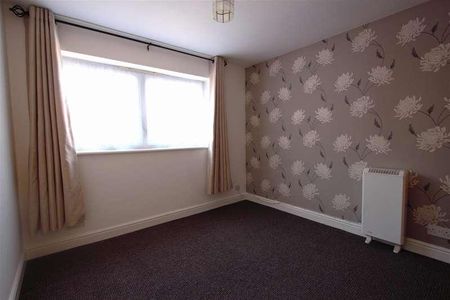 Knighton Fields Road West, Leicester, LE2 - Photo 3