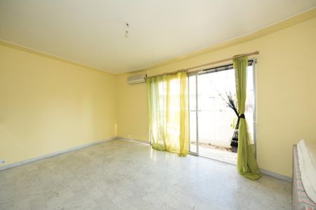 Nice Cimiez studio vide 32 m² - Photo 4