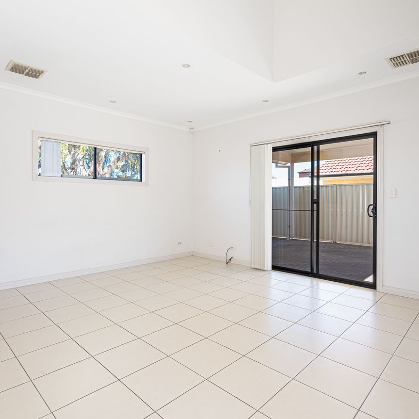 123B North Parade, Underdale SA 5032 - House For Rent | Domain - Photo 1