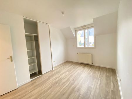 Maison T7 à Saint jacques de la lande - Photo 3