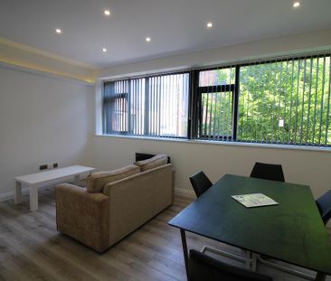 2 bedroom flat to rent - Photo 4