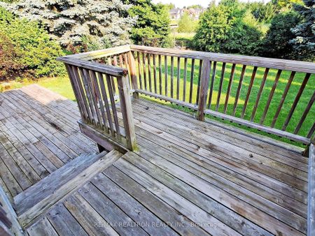 For Lease - 187 Crossland Gate Unit# Main, Newmarket, Ontario - Photo 3