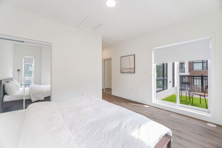 For Lease - 155 Canon Jackson Dr Drive Unit# 206, Toronto, Ontario - Photo 4