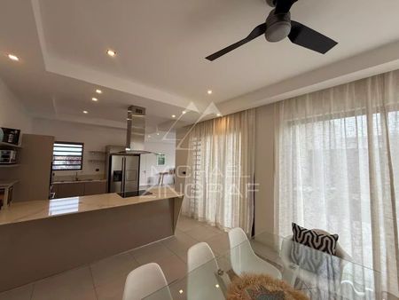 Villa à louer à Grand Baie - Photo 3