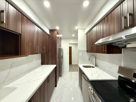 For Lease - 2095 Roche Court Unit# 231 Building B, Mississauga, Ontario - Photo 2