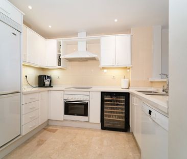 Apartment in Elviria, Costa del Sol - Photo 1