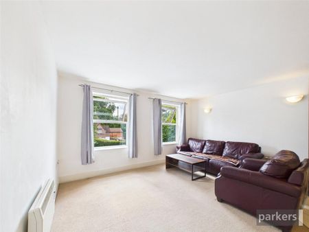 2 bedroom apartment to rent - Photo 2