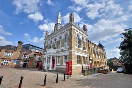 Old Town Hall, Market Square, Staines-upon-thames, Surrey, TW18 - Photo 3