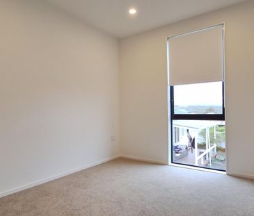 Brand New 2-Bedroom, 2-Bathroom Home with Modern Living Spaces - Photo 6