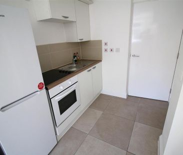 House share to rent - Photo 5