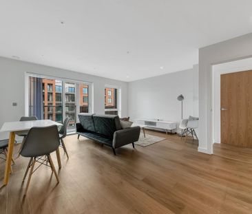 2 bedroom flat to rent - Photo 2