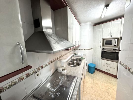 Apartamento en Benidorm, Playa Levante-Centro, alquiler - Photo 1