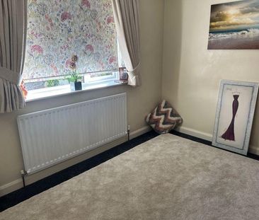 2 bedroom detached bungalow to rent - Photo 6