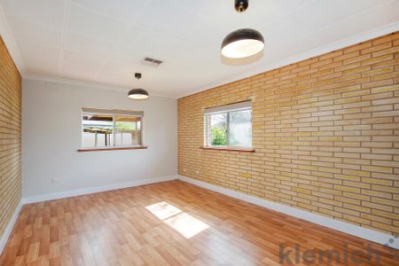 8 Melville Road, Paradise SA 5075 - House For Rent | Domain - Photo 5