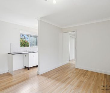 Spacious Character Home with Self-Contained Flat & Workshop - Photo 5