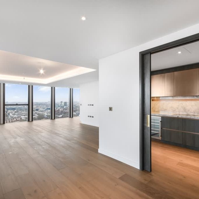 Thames City London SW8 - Photo 1