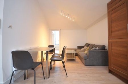 2 bedroom flat to rent - Photo 2