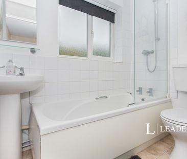 2 bedroom house to rent Bassett Close, CB4 - Photo 4